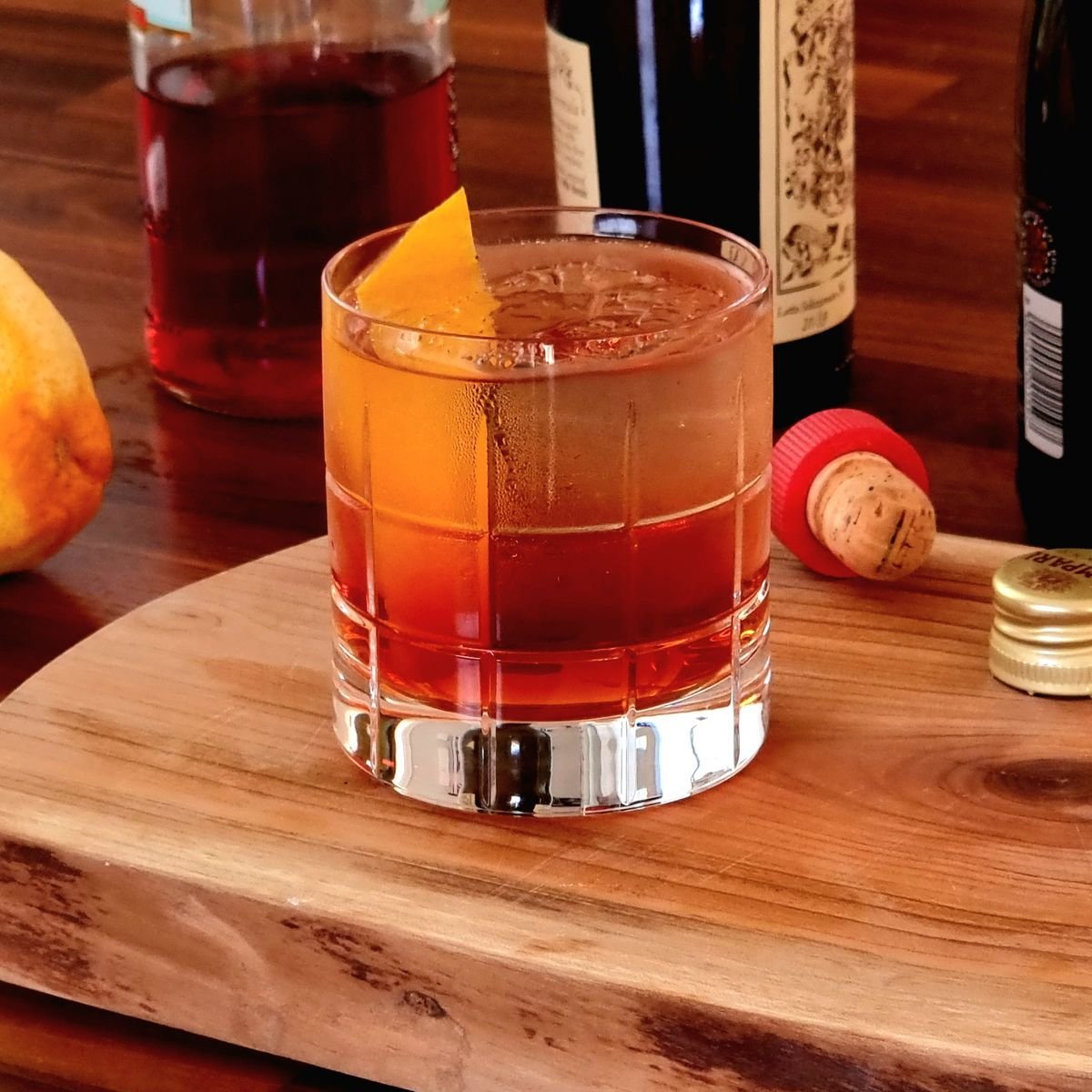 Royal Negroni Sbagliato cocktail